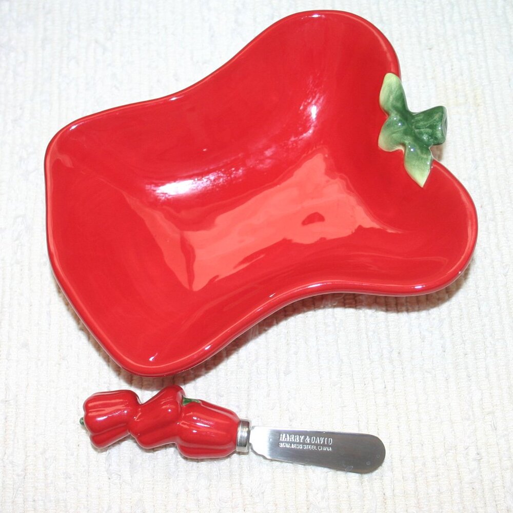 David & Harry Bright Red 2008 Model Cheese Dish w/Spreader R-619